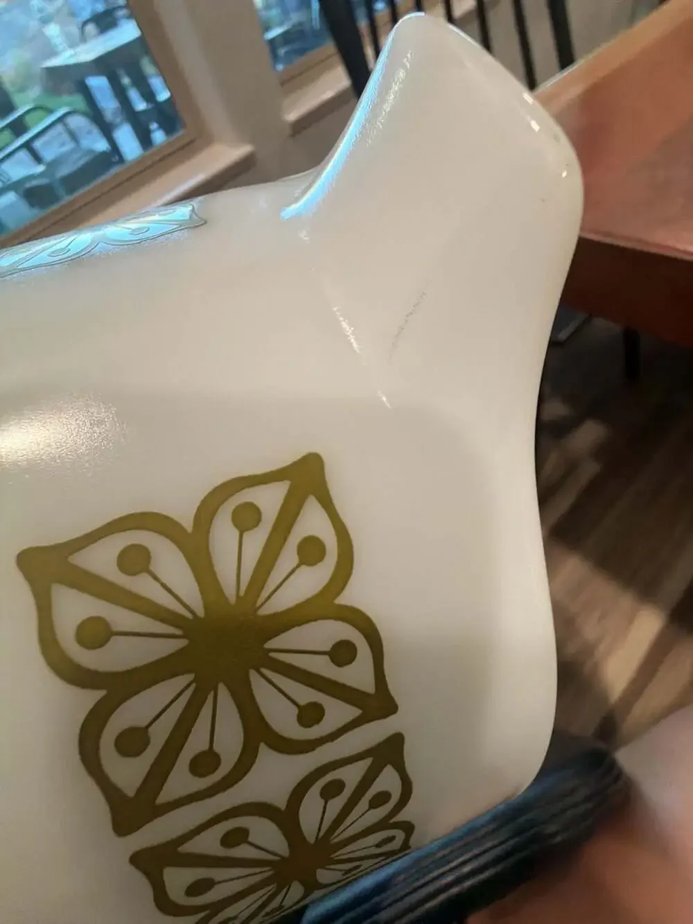 Vintage Pyrex Verde Square Flower 2.5 Qt Casserole Dish 475-B